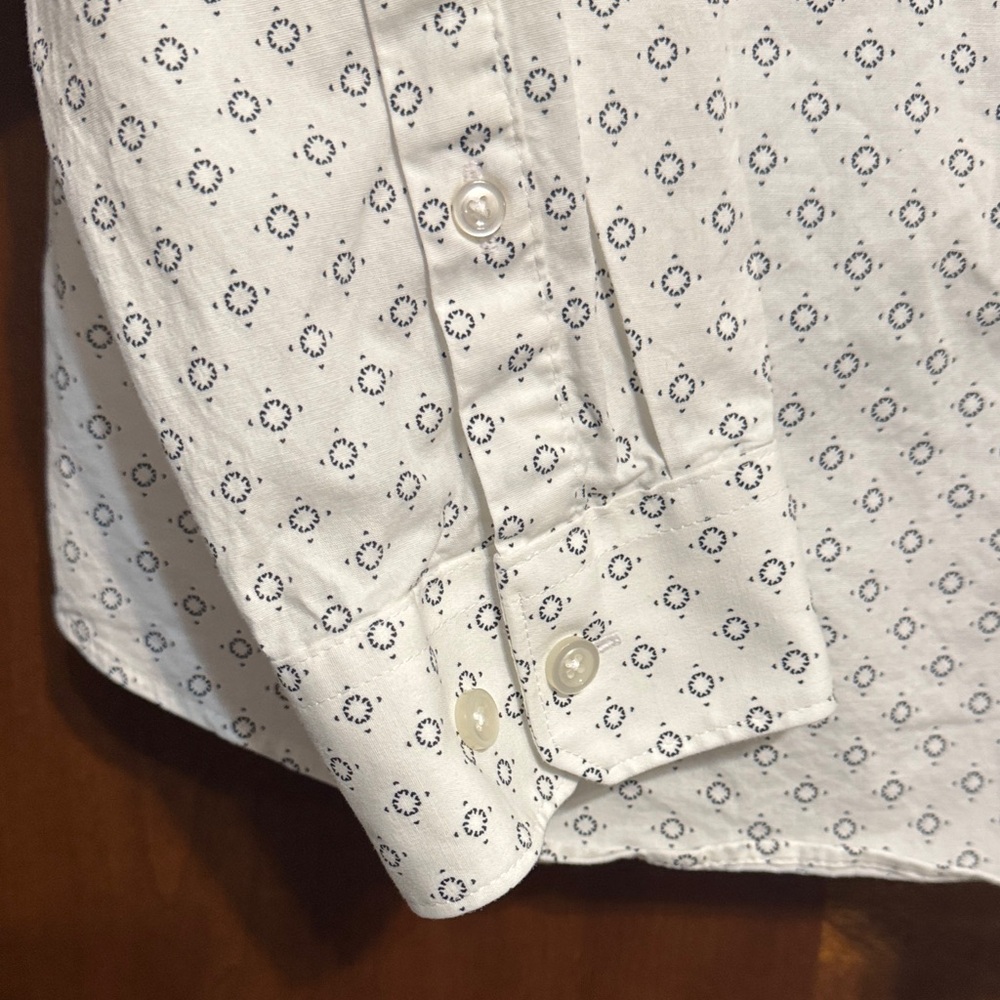 Express White Geometric Pattern Shirt - image 3